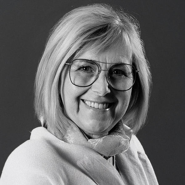 Renate Sam Renate Sam